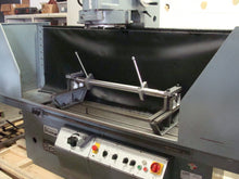 Load image into Gallery viewer, RME1010 Engine Block Holding Kit for Resurfacing Machines
